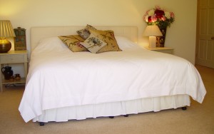 The_easyLay_Duvet_Cover_on_the_bed